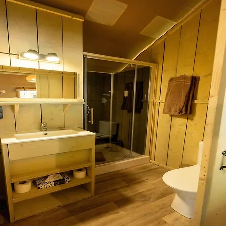 Luxuszelt Im Serengeti Park Luxussátor Hodenhagen